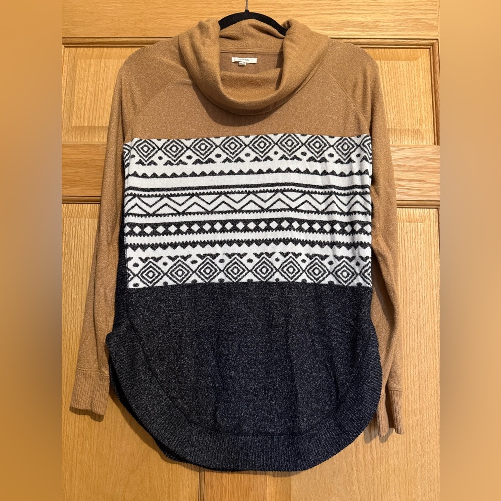 Women’s Cowl Neck Long sleeve Size X Small